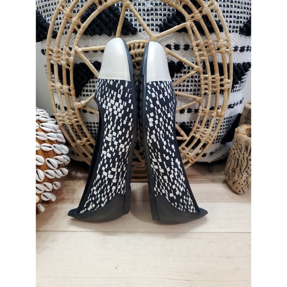 Munro Henlee Ballet Dress Flats Shoes Cap Toe Black Cream Check Women's 10W EUC - Picture 10 of 13